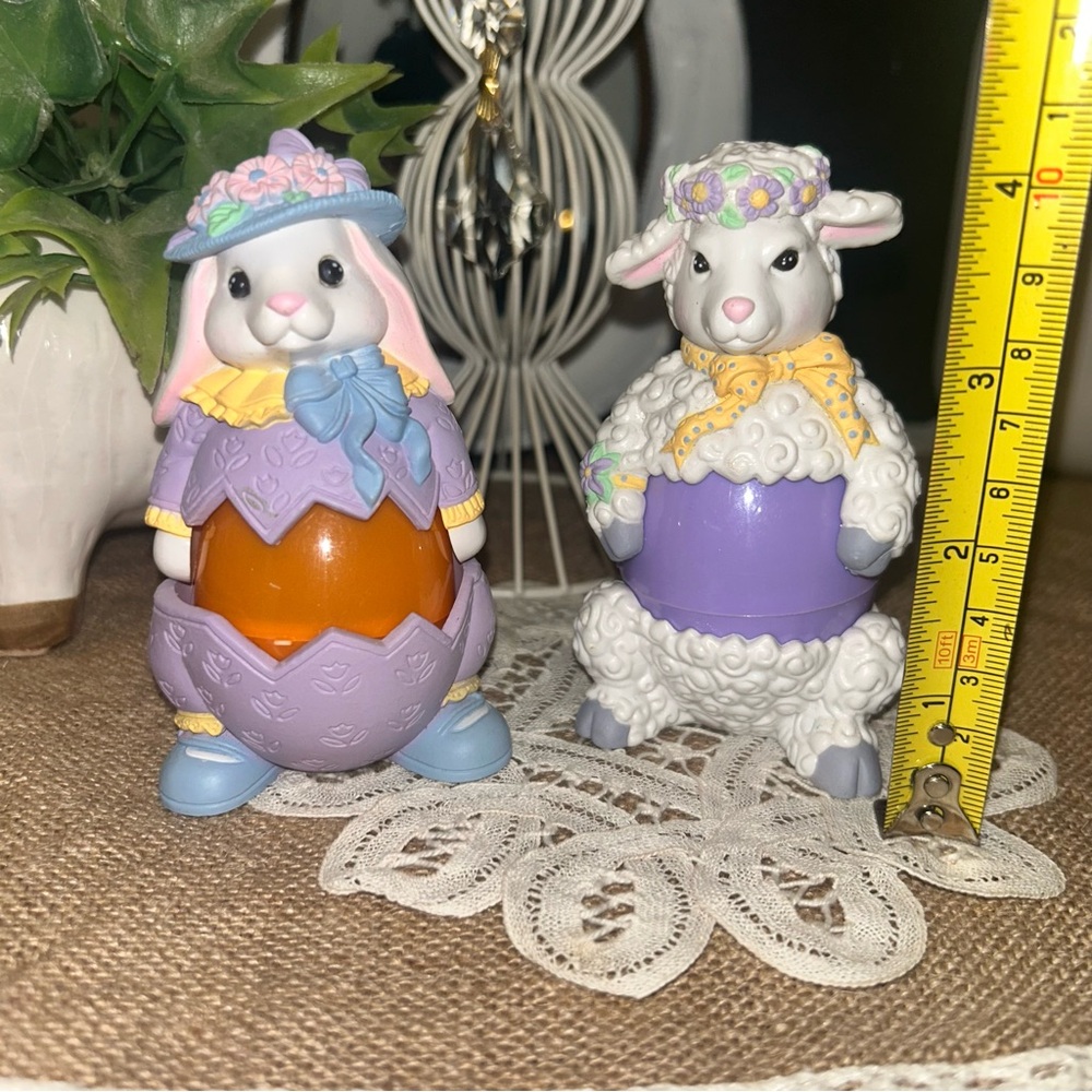 Vintage Avon 1997 Easter Egg Pals Lamb and Bunny set egg holders 4" plastic - Picture 2 of 11